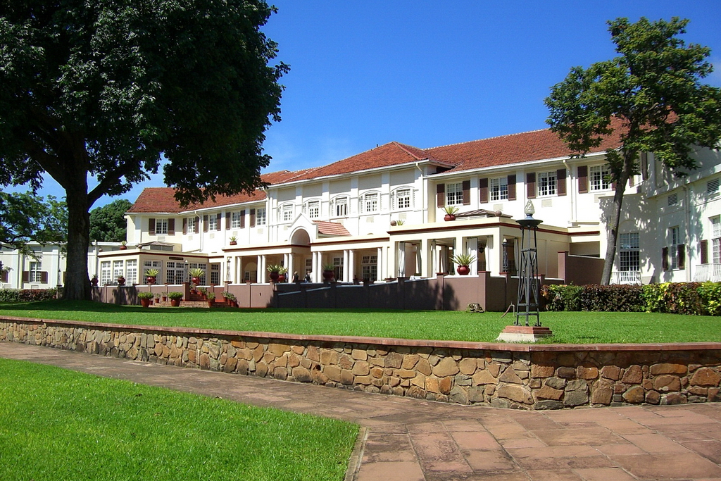 Hotel Victoria Falls 1