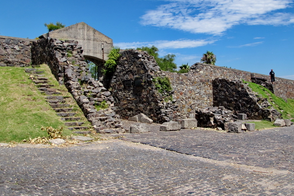 Bastión del Carmen en Colonia