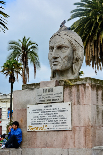 Plaza Bolívar de Otavalo