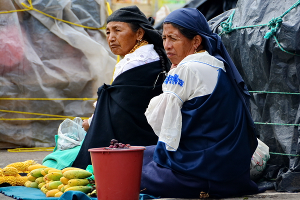 Mercado Copacabana en Otavalo 1