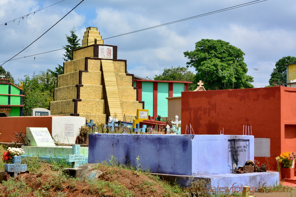 Cementerio de Chichicastenango 12