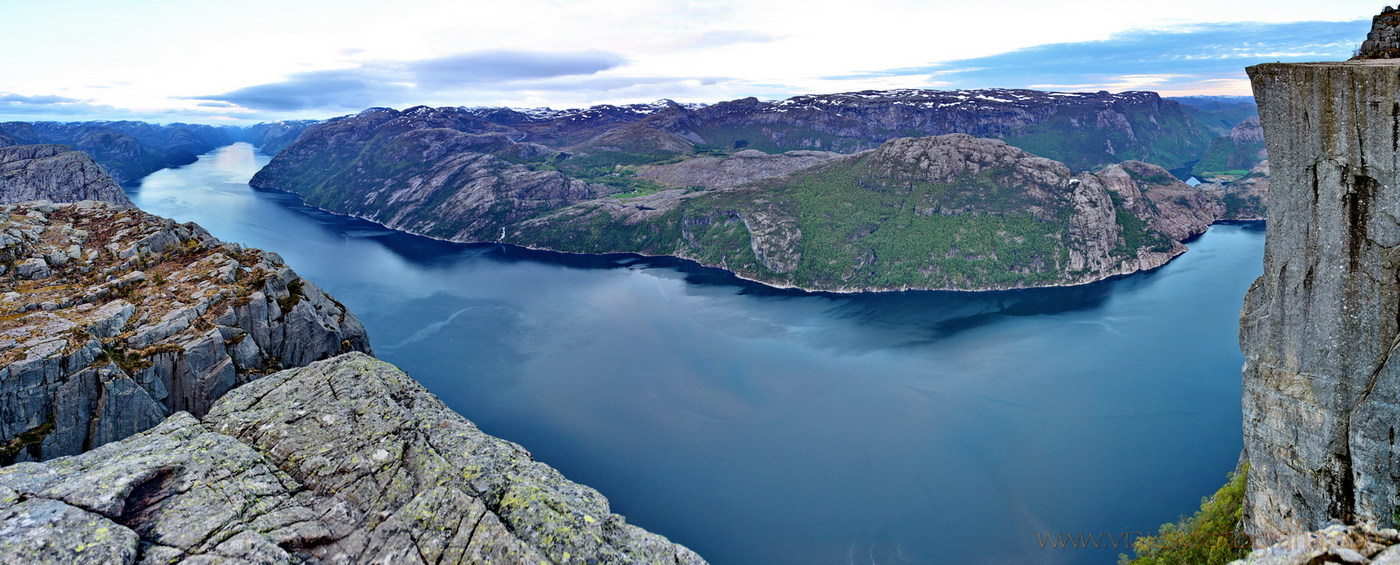 El Lysefjorden desde el Preikestolen