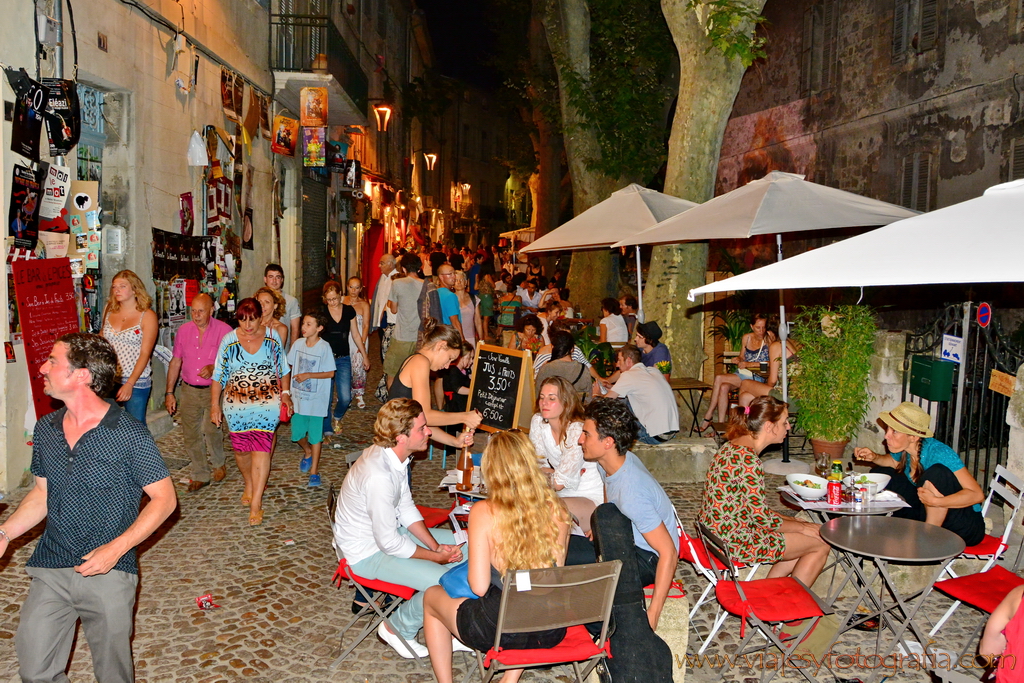 Avignon rue des Teintures