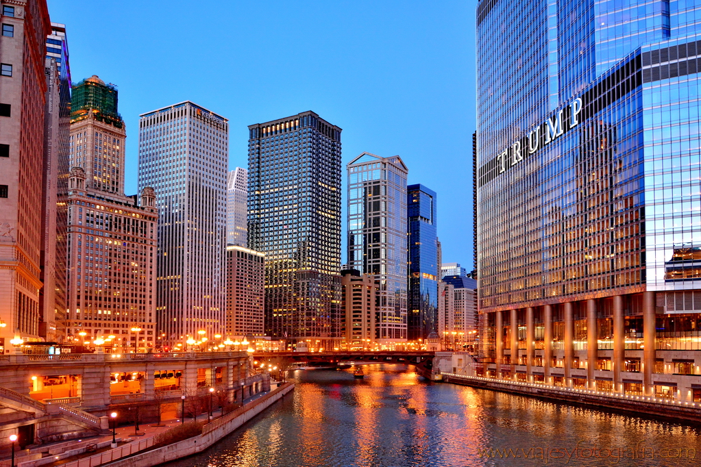 Chicago river