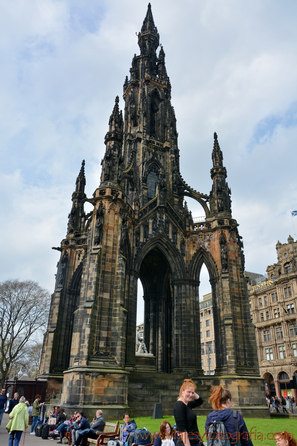 Edimburgo Scott Monument