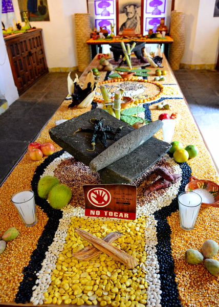 Ofrenda al Indio Fernández Ofrenda al Indio Fernández
