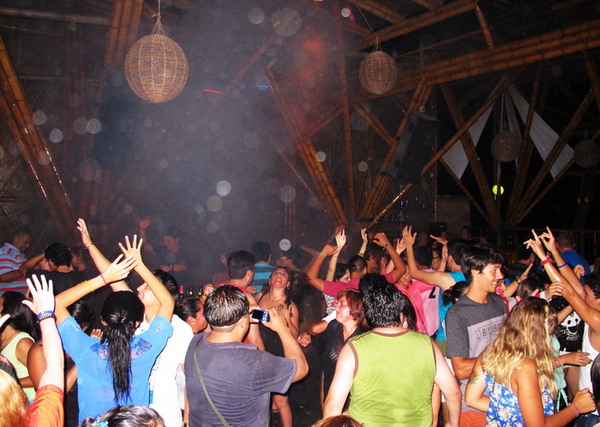 Montañita de fiesta Montañita de fiesta