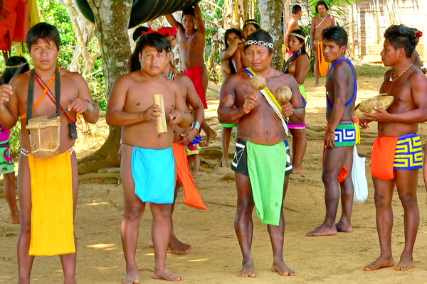 Recibimiento de los Embera Recibimiento de los Embera