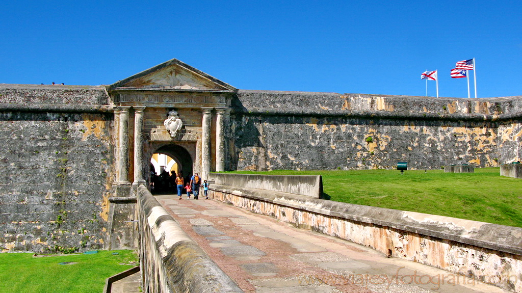 Entrada al castilllo de El Morro Entrada al castilllo de El Morro