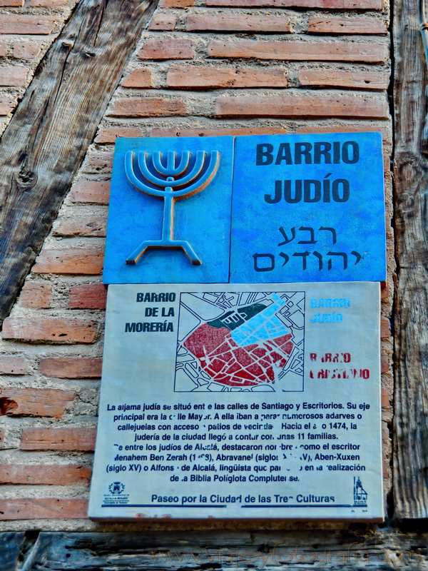 Placa indicativa en la Calle Mayor Placa indicativa en la Calle Mayor