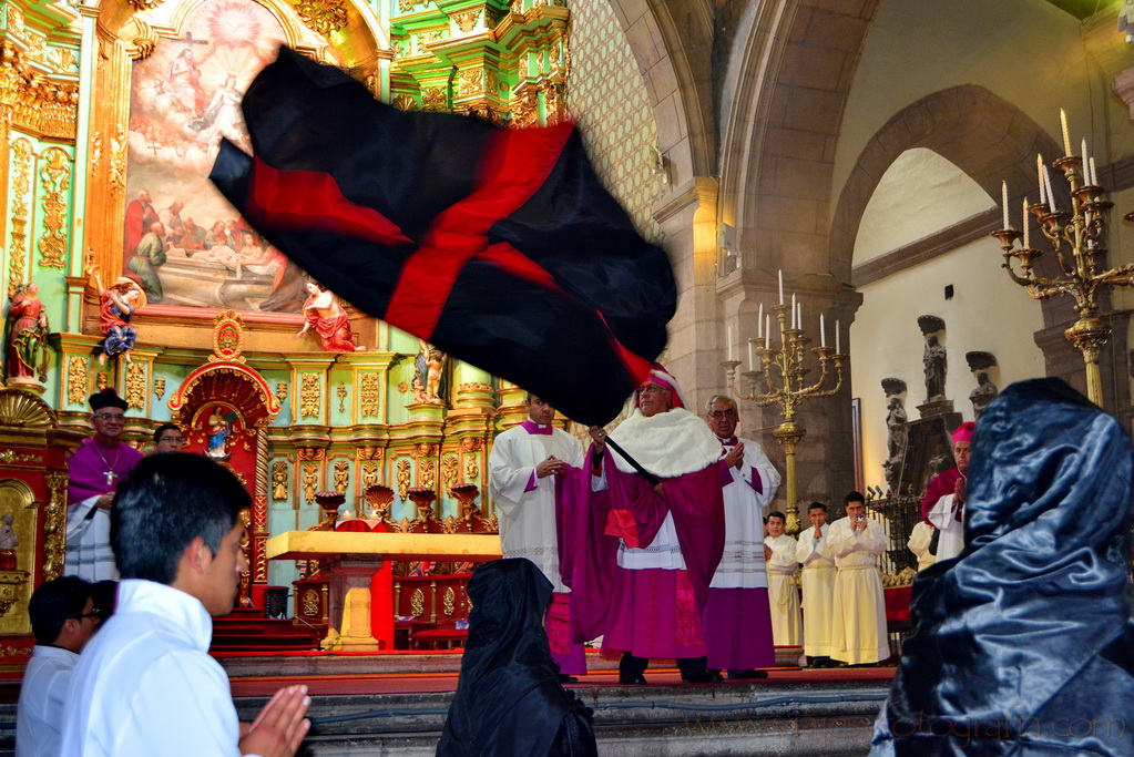 Arrastre de Caudas Catedral de Quito 3 Arrastre de Caudas Catedral de Quito 3