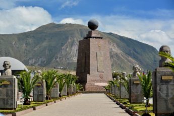 mitad-del-mundo-3571