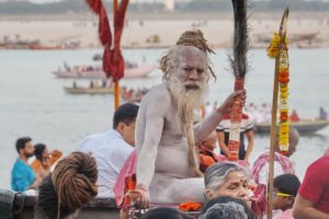 aarti-benares-4047.3