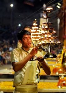 aarti-benares-4714