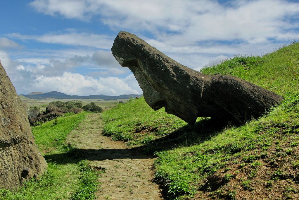 rapa-nui-rano-raraku-4