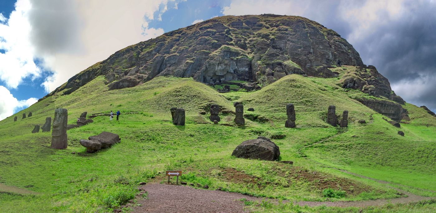 rapa-nui-rano-raraku-1