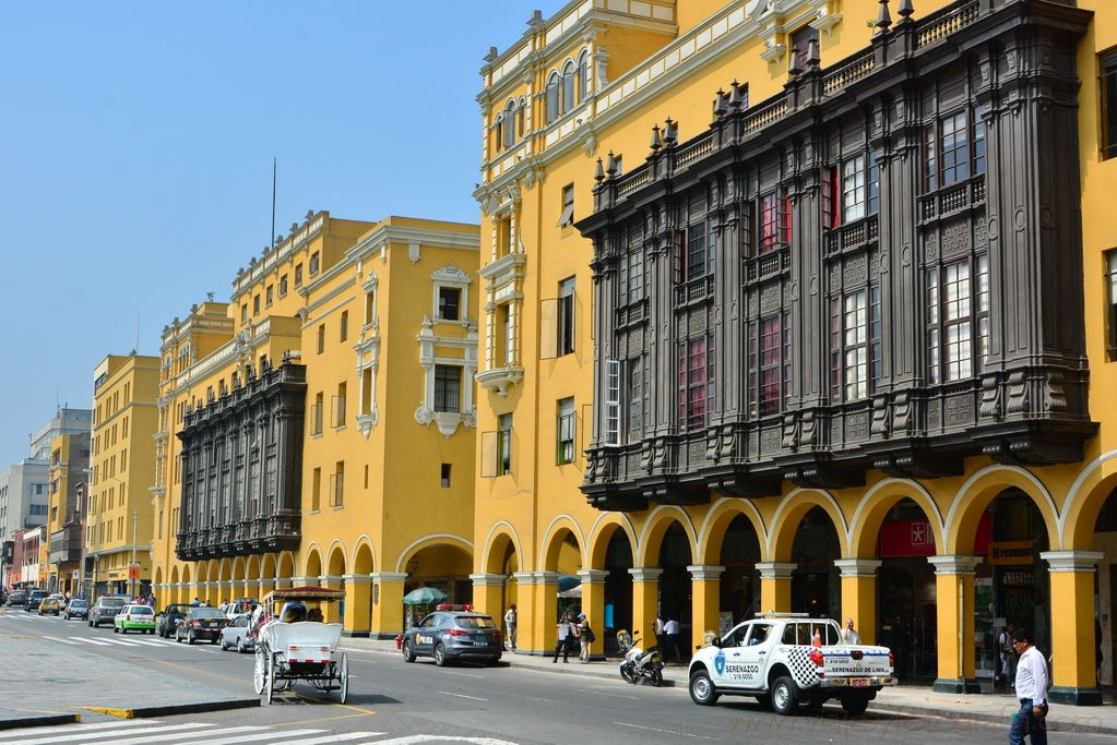 lima-plaza-armas-6