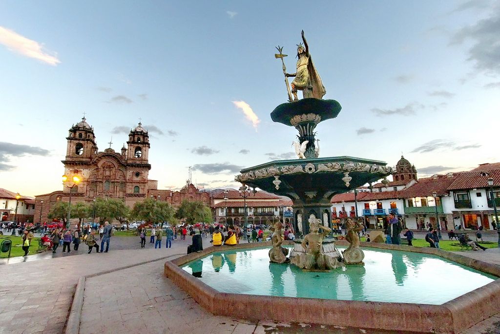 cuzco-`plaza-de-armas