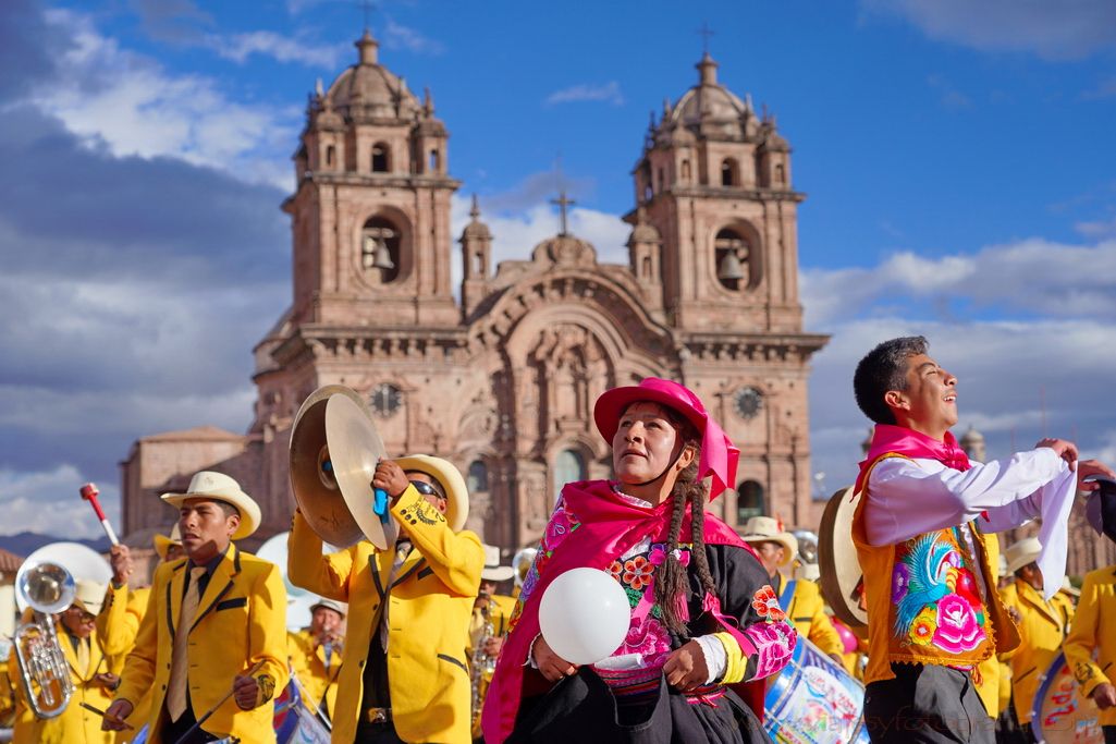 cuzco-plaza-armas