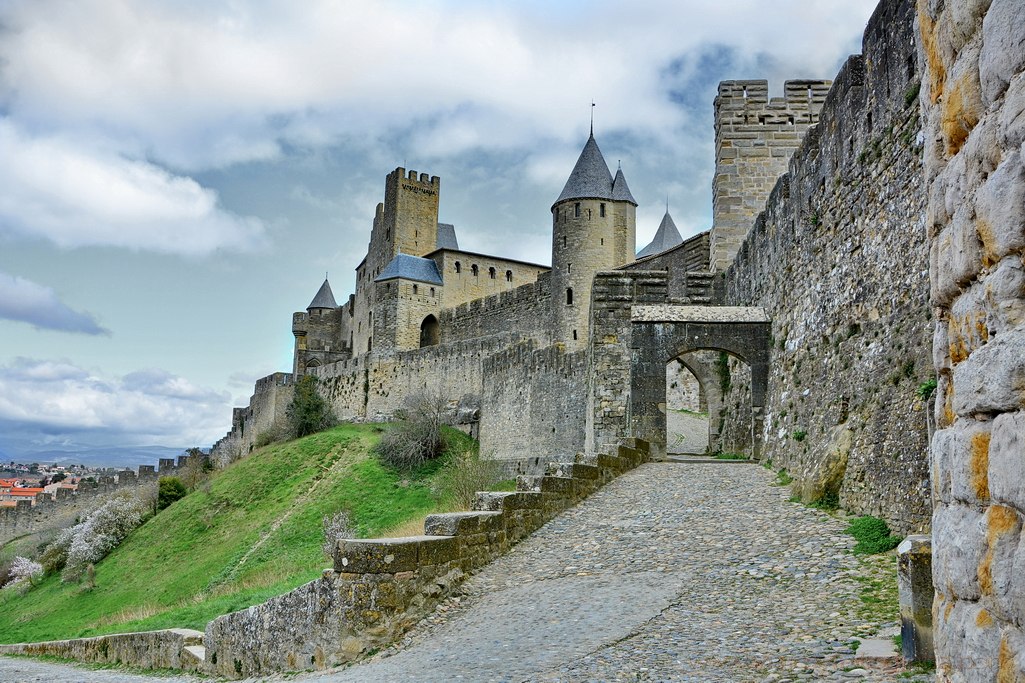 carcassonne-porte-de-aude-2