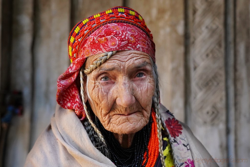 kalash-old-woman