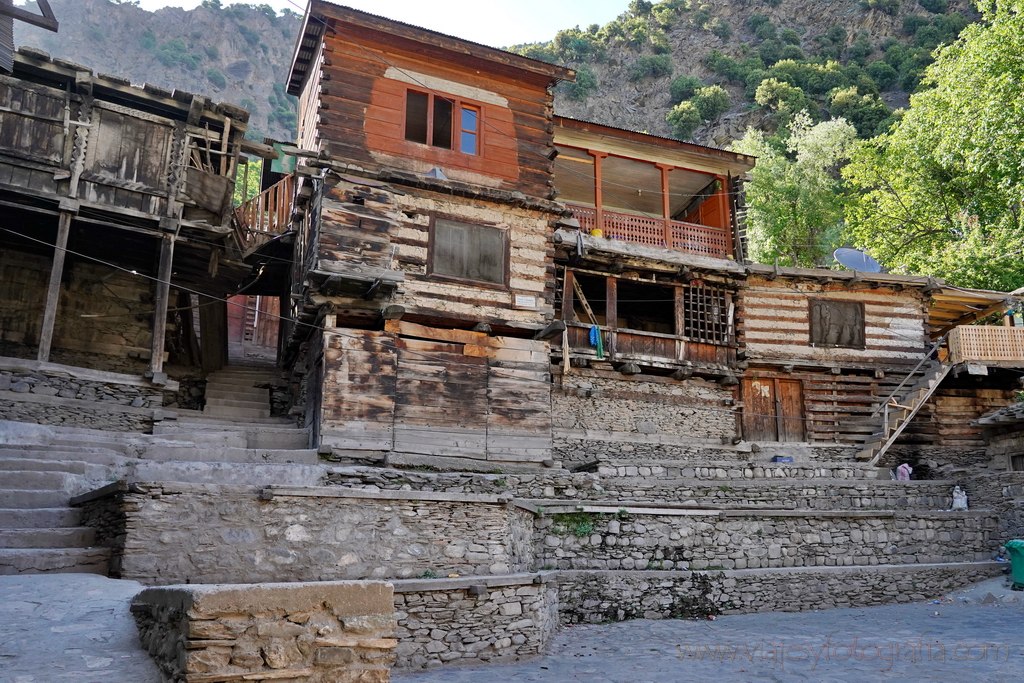 kalash-village-4