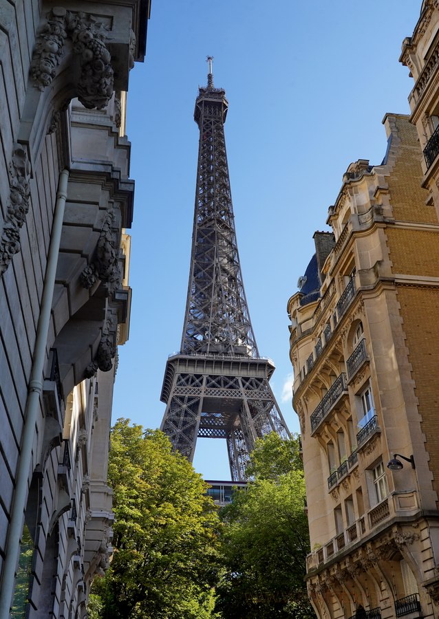 paris-eiffel-tower-8