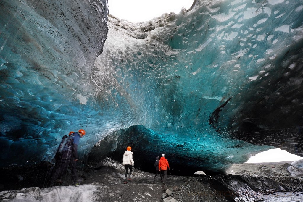 islandia-cueva-hielo-4