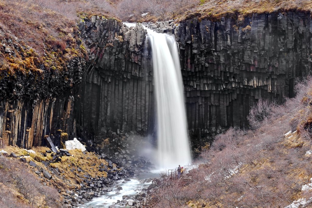 islandia-svartifoss-2