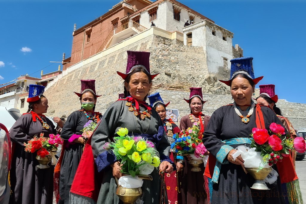 mujeres-tingmonsgam