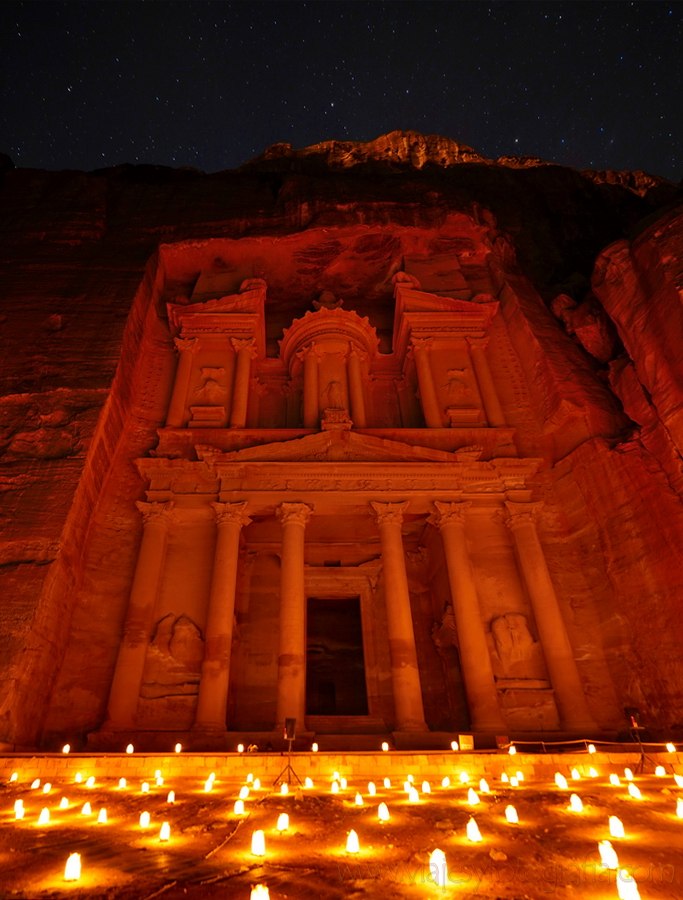 petra-by-night