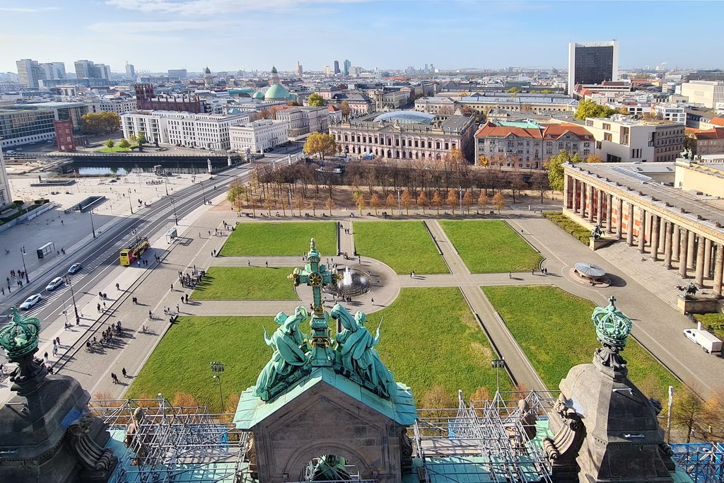 berliner-dom-vistas-2