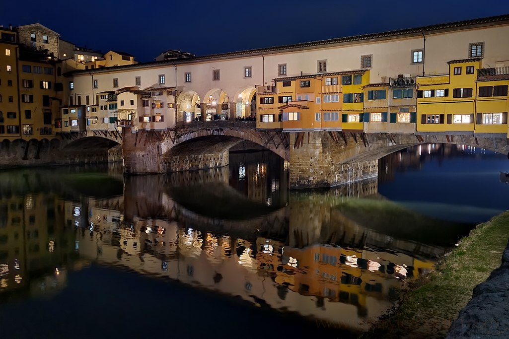 ponte-vecchio-florencia-anochecer