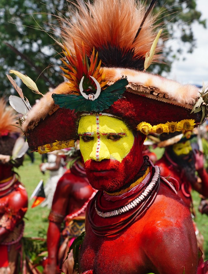 huli-wingman-goroka-festival