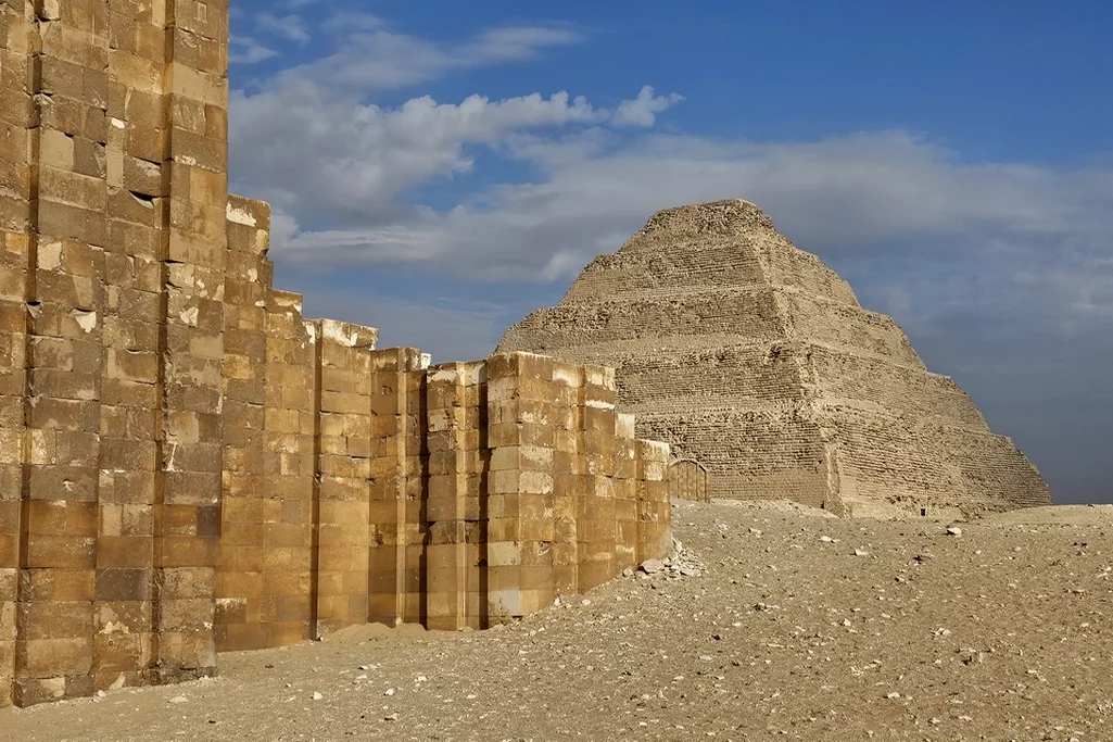 egipto-sakkara-piramide-zoser