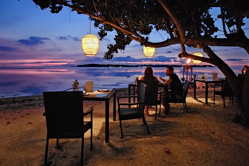 sunset-gili-islands