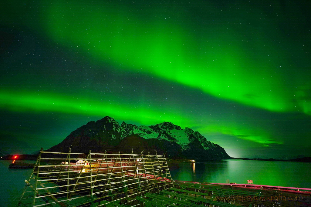 lofoten-henningsvaer-aurora-boreal
