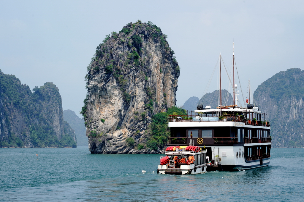 bahia-de-halong