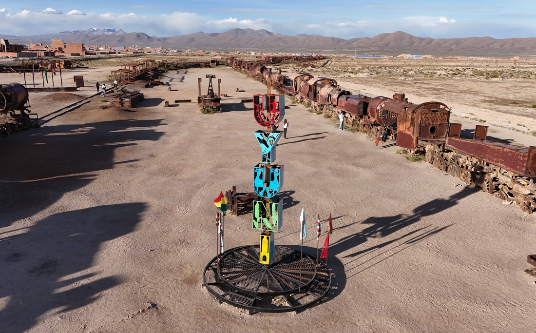uyuni-cementerio-trenes