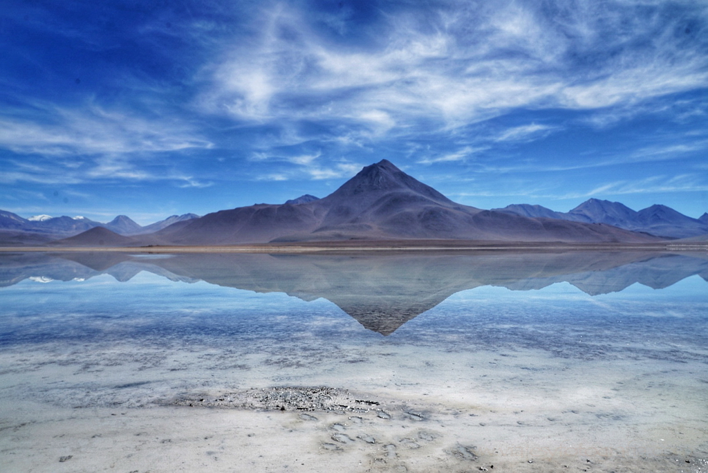 eduardo-avaroa-laguna-blanca-2