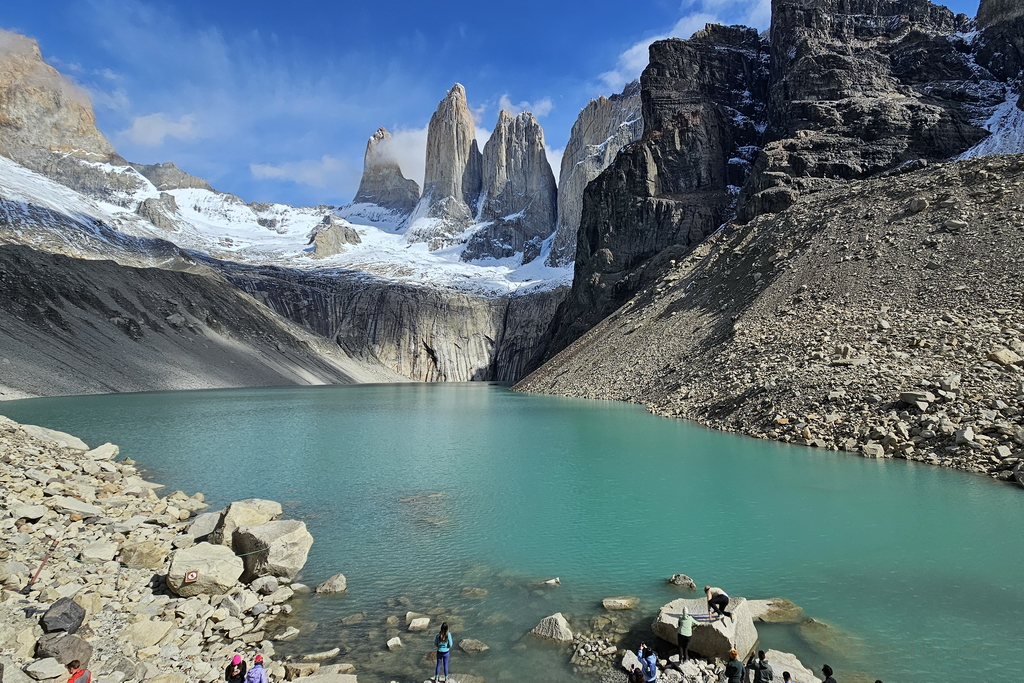 torres-del-paine-mirador-base-torres