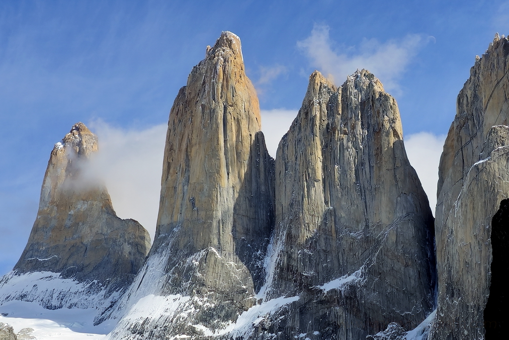 torres-del-paine-picos