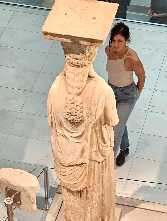 atenas-cariatide