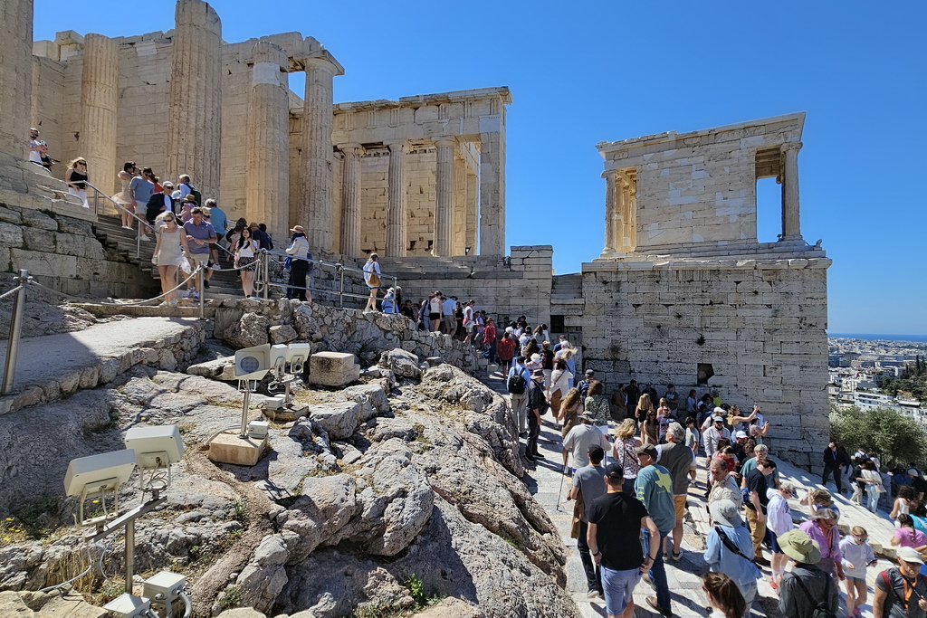 acropolis-propileos