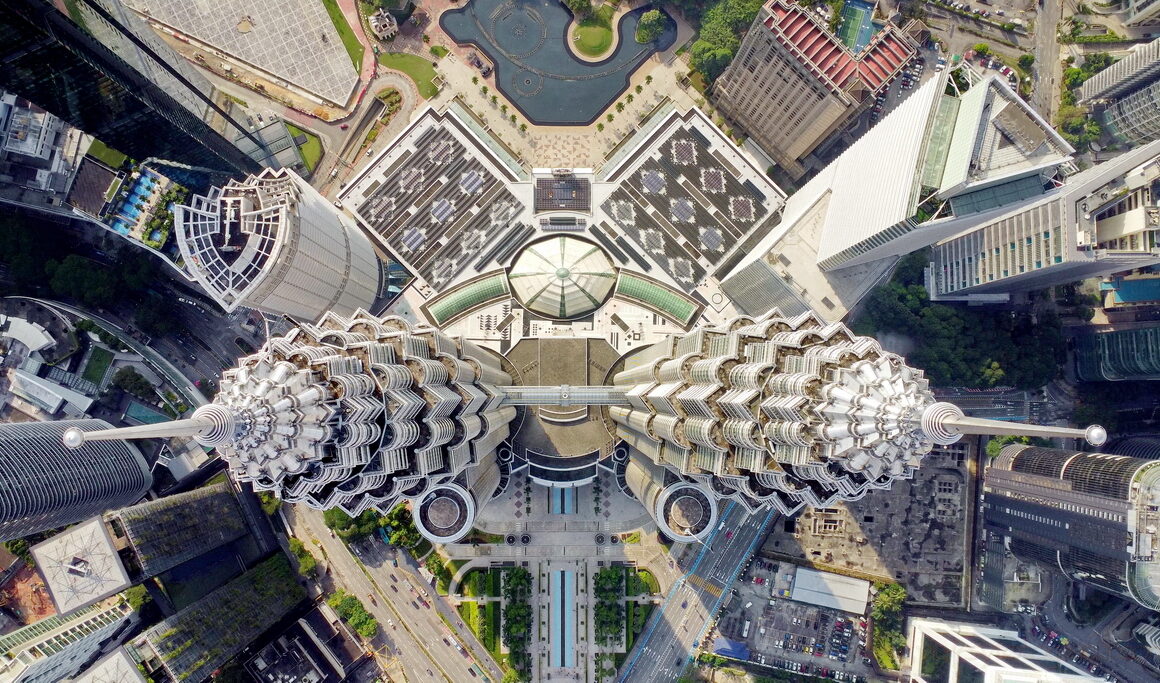 torres-petronas