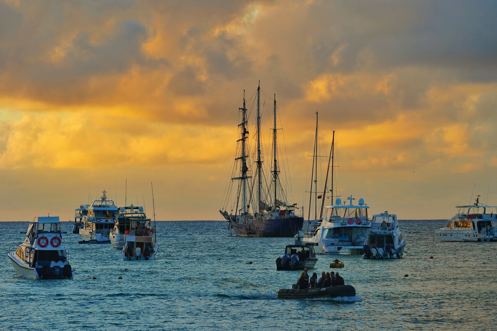atardecer islas Galápagos